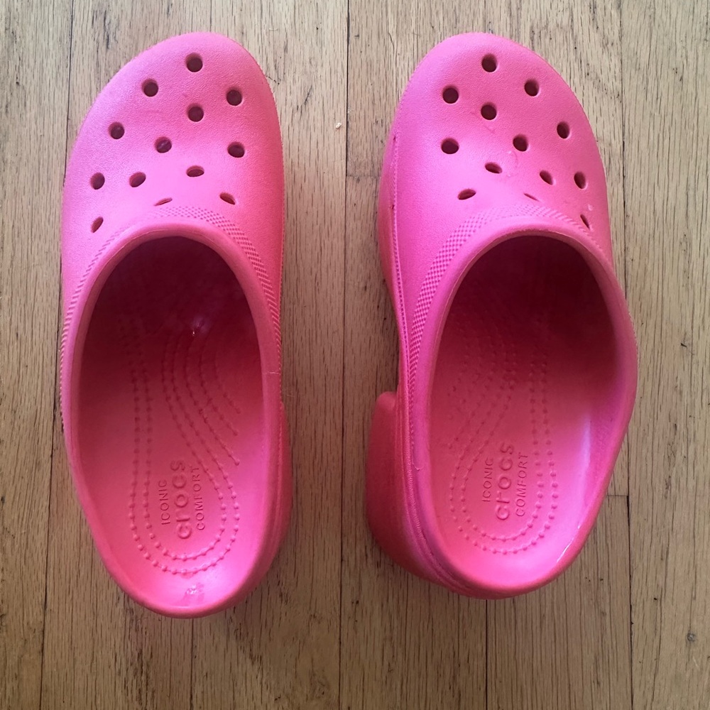 CROCS Siren Pink Platform Clogs Shoes Size 6 - Picture 2 of 5